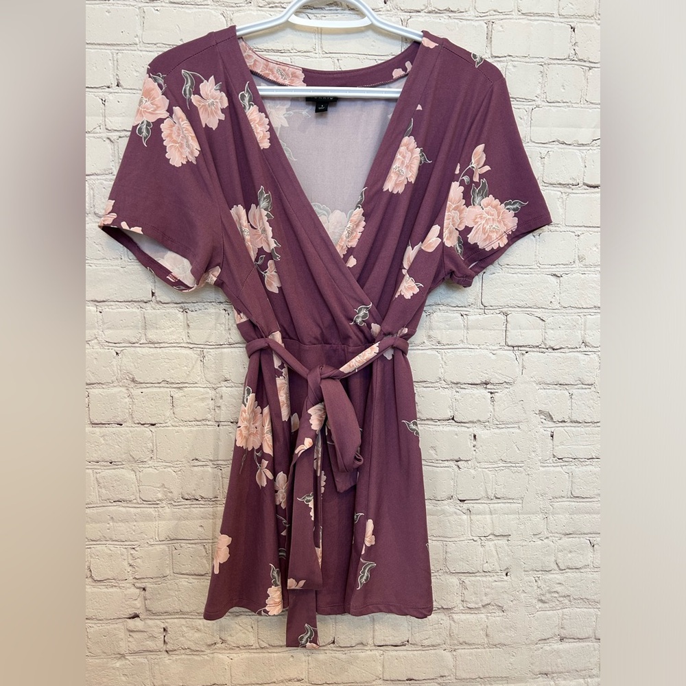 TORRID Purple Floral Tie Waist Top size 1